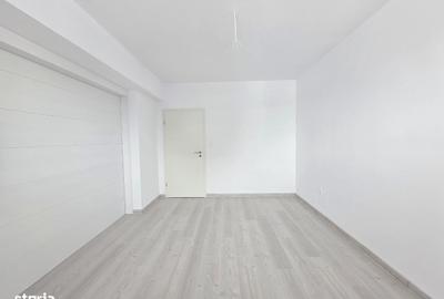 Apartament cu 2 camere decomandat în Tractorul - 12
