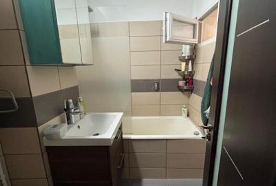 Apartament 3 cam Valea Argesului, langa gura de metrou C-tin Brancusi - 8