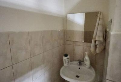 Spațiu comercial, de 71 mp, în Central - 8
