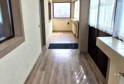 Casă cu Canalizare în Central - 6