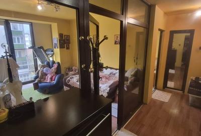 Apartament cu 3 camere semidecomandat în Central - 4