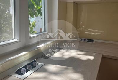 Apartament cu 4 camere decomandat în Rahova - 8