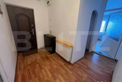 Apartament cu 3 camere decomandat în Micro 12 - 8