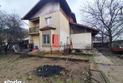 Casă cu 4 camere cu Canalizare în Pantelimon - 1