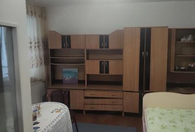 Garsonieră semidecomandată în Central