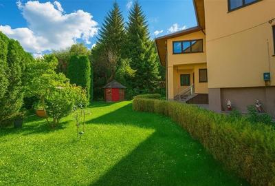 Tur LIVE!Casa cu arhitectura traditionala, curte spatioasa,foisor,Rucar. Bran - 1