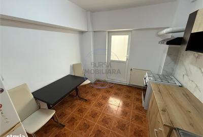 Apartament cu 2 camere decomandat în Brăilei - 6