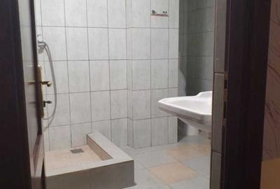 Spațiu comercial, de 80 mp, în Central - 2