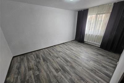 Resita, Garsoniera, Et. 2, Calea Caransebesului - 3