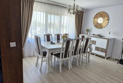 Casă individuală cu 6 camere cu Teren 1024 Mp în Malu Mare - 4