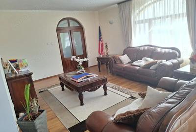 Casă cu 8 camere în Semicentral - 6