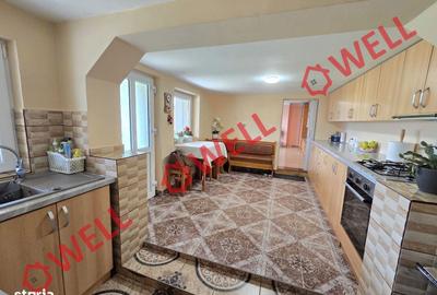 Casă cu Teren 1493 Mp în Ozun - 5