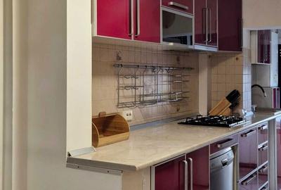 Apartament cu 3 camere decomandat în Micro 16 - 8