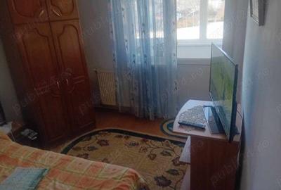 Apartament cu 3 camere decomandat în Dărmănești - 4