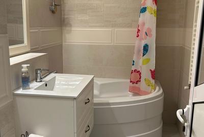 Apartament cu 3 camere decomandat în Central - 6