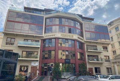 Apartament cu 3 camere decomandat, mobilat în Aviației