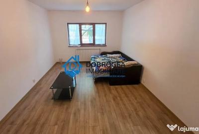 Apartament cu 3 camere decomandat în E3 - 10