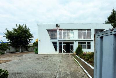Spatiu de inchiriat in Bacau - Autorizatie ISU in curs - 4