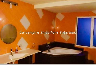 De inchiriat vila cu 5 camere in loc. Ovidiu jud. Constanta - 6