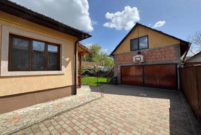 Casa de vanzare, centru, in zona foarte linistita. - 5