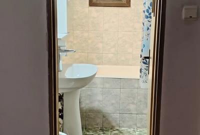 Apartament cu 4 camere decomandat în Micro 5 - 4