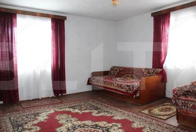 Casă cu 3 camere cu Teren 2880 Mp în Boroșneu Mare - 6