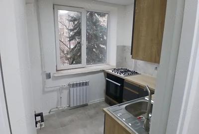 Garsonieră decomandată în 13 Septembrie