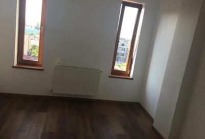 Spațiu comercial, de 60 mp, în Central - 5