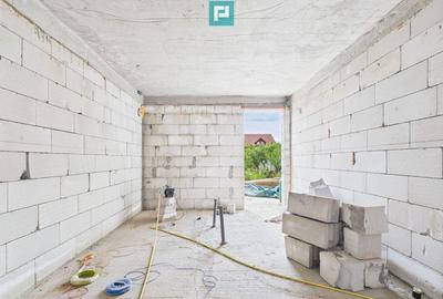 Duplex spa?ios la ro?u ?ag, zona lini?tita - 1