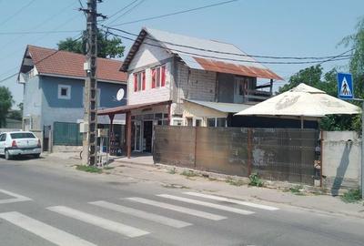 Casă cu 4 camere cu Teren 210 Mp în Central - 1