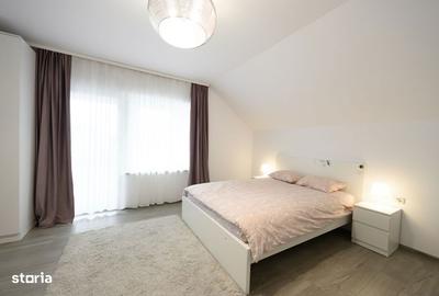 Casă cu 6 camere cu Canalizare în Bradu - 2