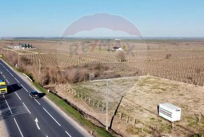 Teren de 2222 mp, în Urechești - 3