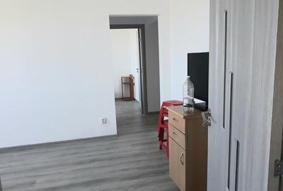 Apartament cu 3 camere semidecomandat, mobilat în Colentina - 13