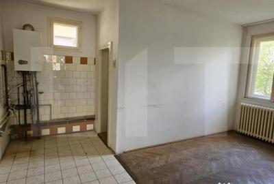 Casă cu 3 camere cu Teren 542 Mp în Central - 11