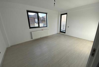 Apartament cu 2 camere decomandat în Central - 3