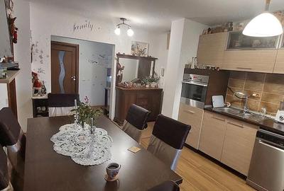 Apartament cu 4 camere decomandat în 1 Mai - 2