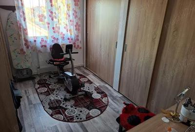 Casă cu 5 camere cu Teren 136 Mp în Central - 1