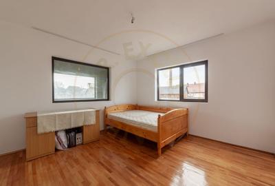 Casă individuală cu 12 camere cu Teren 4563 Mp în Bughea de Sus - 5