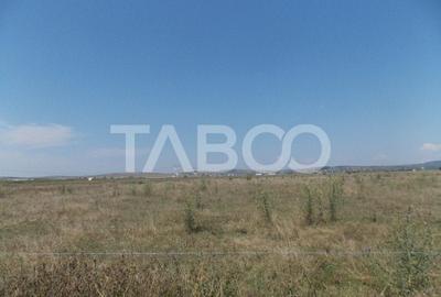 Teren arabil 1200 mp in Mohu judetul Sibiu la sosea - 1