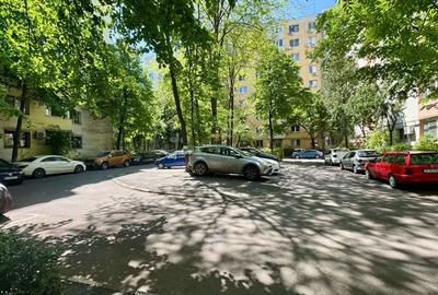 Apartament cu 2 camere decomandat, mobilat în Lacul Tei - 15