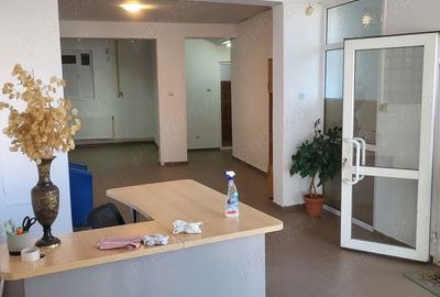 Casă cu 5 camere cu Teren 100 Mp în Central - 6