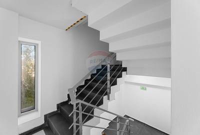 Spatiu de birouri de 830mp de inchiriat in zona Sud-Vest Spatiu de birouri de 830mp de inchiriat in zona Sud-Vest - 11