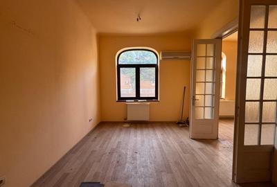 VILĂ CU POTENȚIAL MULTIPLU| CALEA DOROBANȚI VILĂ CU POTENȚIAL MULTIPLU| CALEA DOROBANȚI - 9