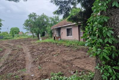 Teren Construcții intravilan de 828 mp, în Sud - 2