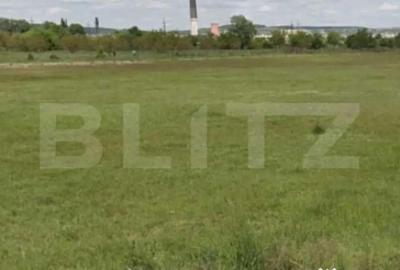 Teren de 2995 mp, în Central - 4