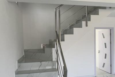 Casă cu 3 camere cu Teren 300 Mp în Lumina - 11
