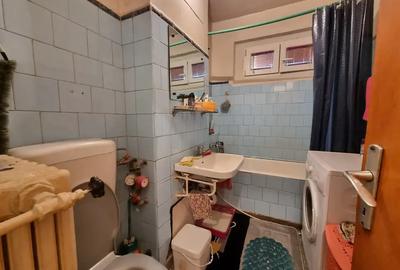 Apartament cu 3 camere semidecomandat în Titan - 9