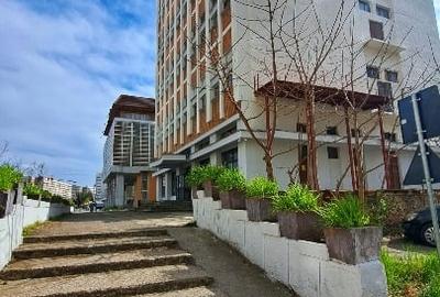 Spațiu comercial, de 1,860 mp, în Micro II - 4