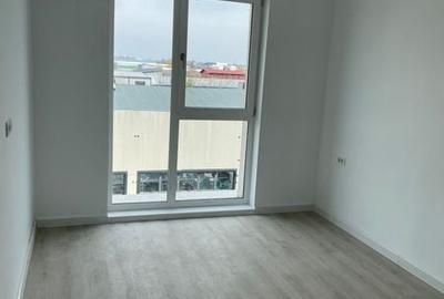Apartament cu 3 camere decomandat în Alexandriei - 3