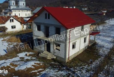 Casă cu 4 camere cu Teren 1250 Mp în Băiculești - 9